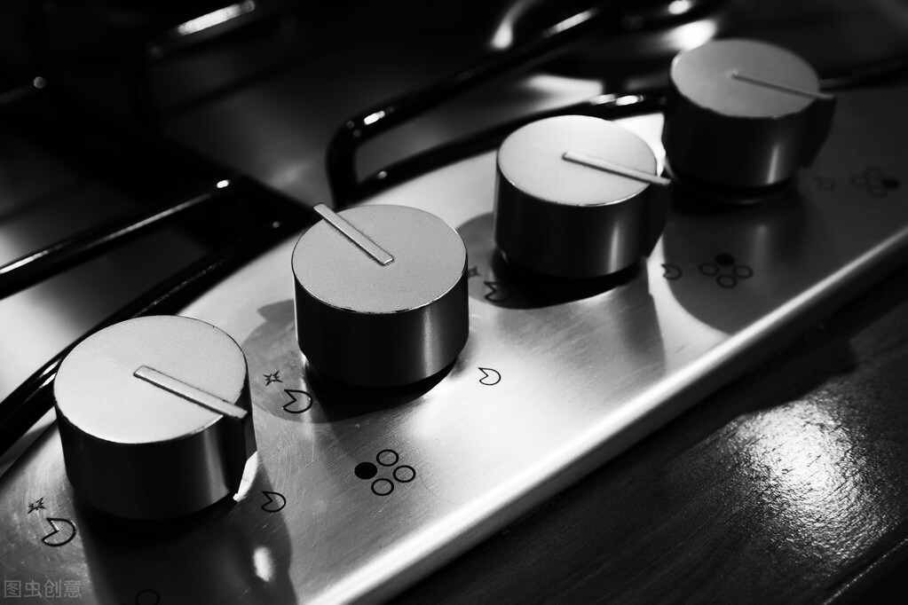 燃气灶具买多大的,购买燃气灶具的注意事项