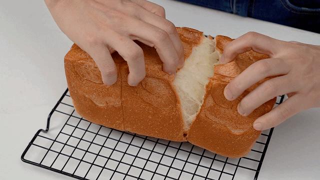 哪一种高筋面粉做面包好吃,哪种牌子的高筋面粉适合做面包