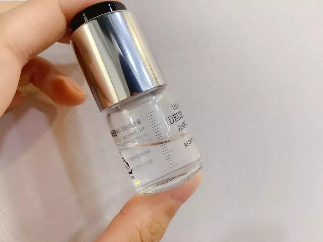 明星童颜秘诀，每1秒卖出10瓶的TA，素人高呼有效淡纹、去暗沉！