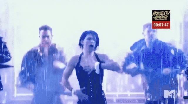 伦敦f4年龄,伦敦f4哈利波特