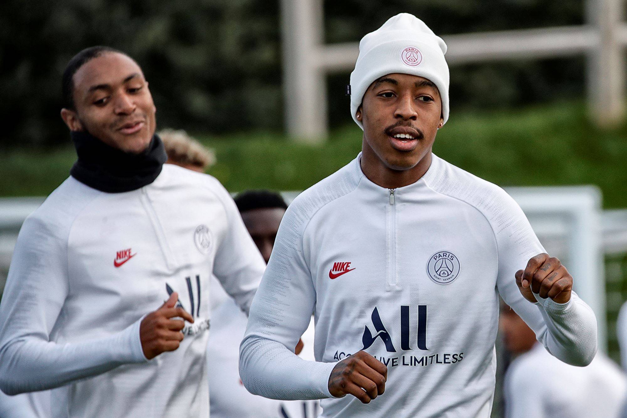 亨利大闹伯纳乌,梅西大闹伯纳乌原声