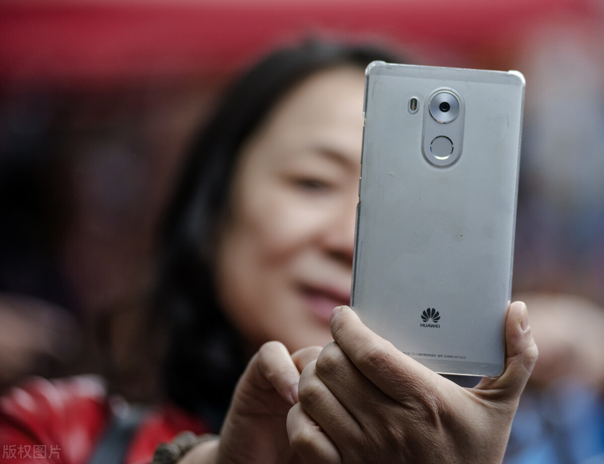 服装店一年利润150万,一家服装店一年的利润