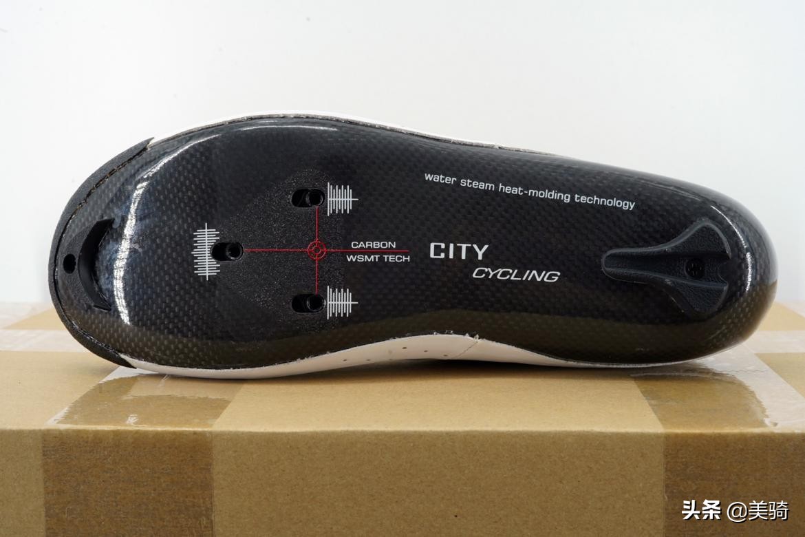 国产抗造碳底锁鞋推荐,入门公路锁鞋品牌推荐