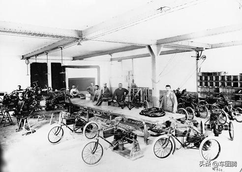 还有谁想成为“爆款”？让巴黎时装周上的标致4008来告诉你吧