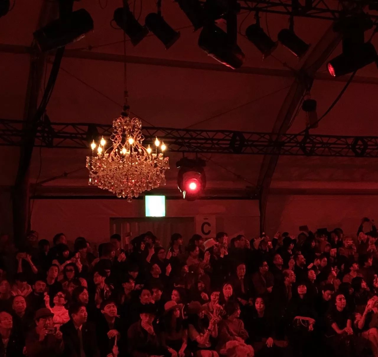 时装周的亲身经历,最日常的时装周