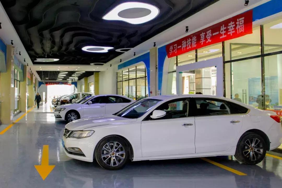 汽车专业实训室,汽车工程实训基地