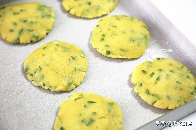 油酥烧饼别再买了,糖酥饼自己在家做酥脆好吃