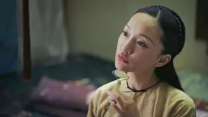 冬天脸肿眼浮肿是什么原因,冬天为啥脸眼皮肿