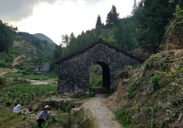 “锔缸补鼎”“兑糖客”……昔日泰顺那些走村串户的商贩