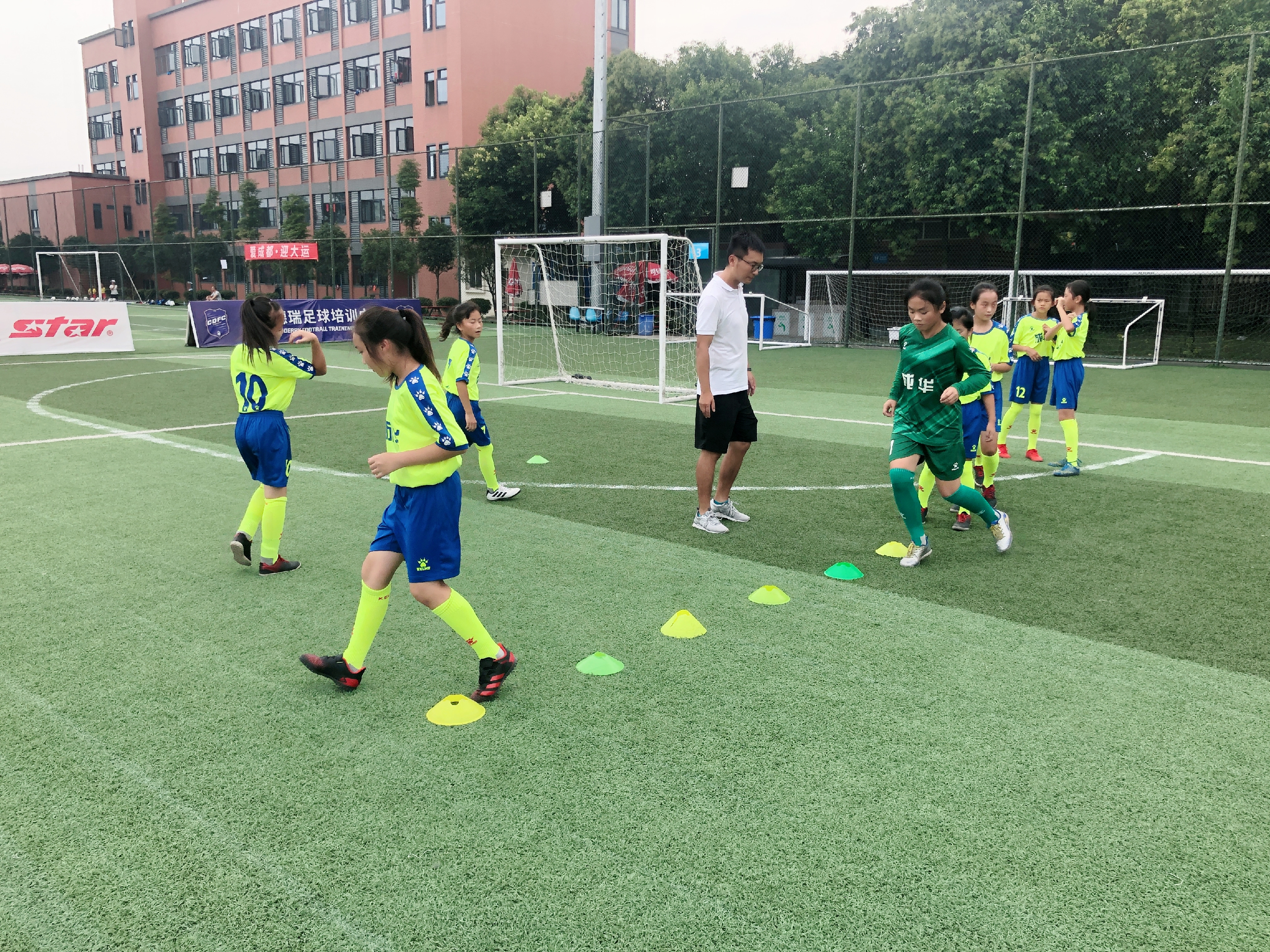 爱成都迎大运希望之星游泳,爱成都迎大运参赛视频