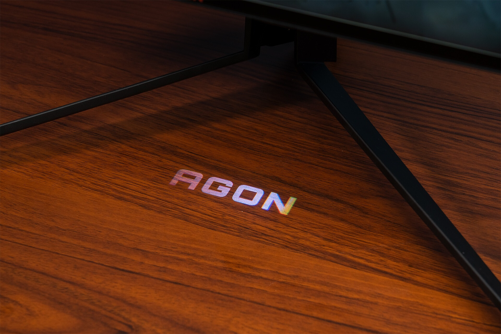 aoc144hz和166hz广色域显示器的区别,aoc24.5寸240hz显示器评测