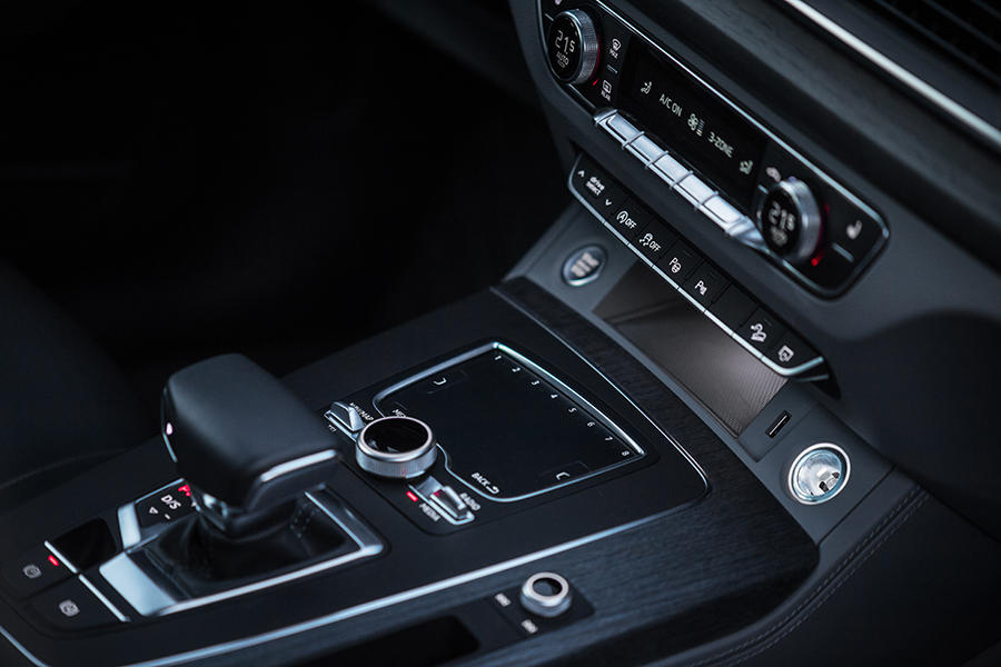 车主吐槽奥迪a4l味道大,车主评价奥迪a4l40豪华动感