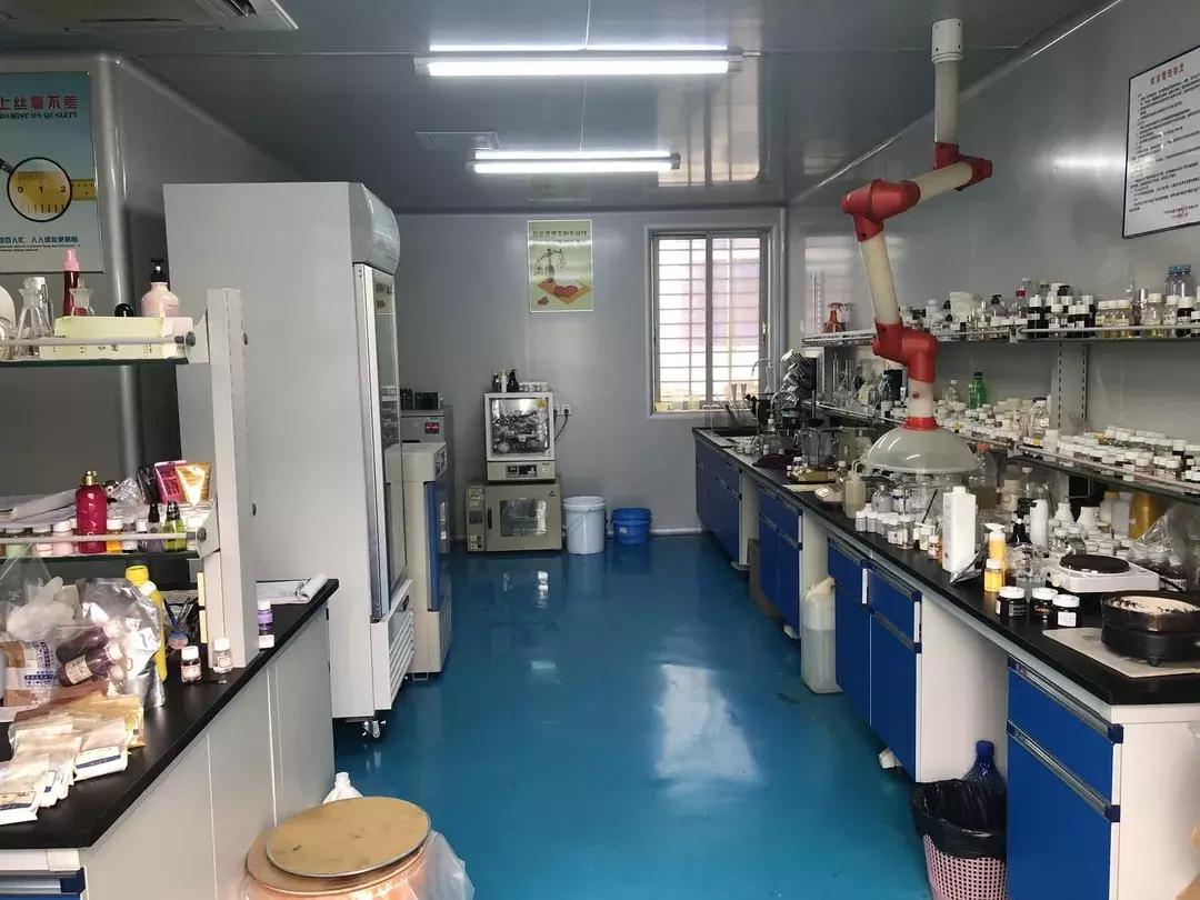 假货阴影下的广州化妆品行业:真货毛利只有10%,造假则可达50%