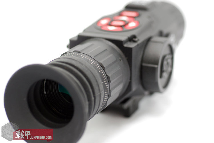 战甲轰鸣致命武器,战甲前期武器推荐