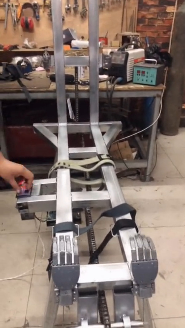 自拍杆是日本人发明的吗,日本自拍杆无用发明