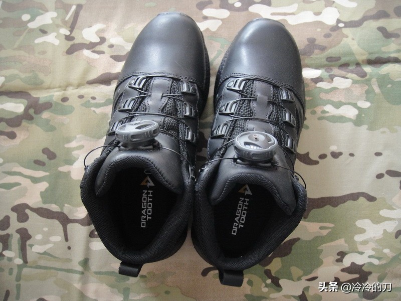 军靴有多舒服,军靴多厚硬不硬