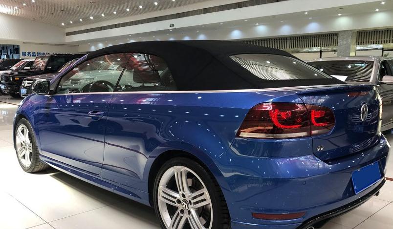 大众稀有敞篷高尔夫R，限量400台，车长4米重1.6吨