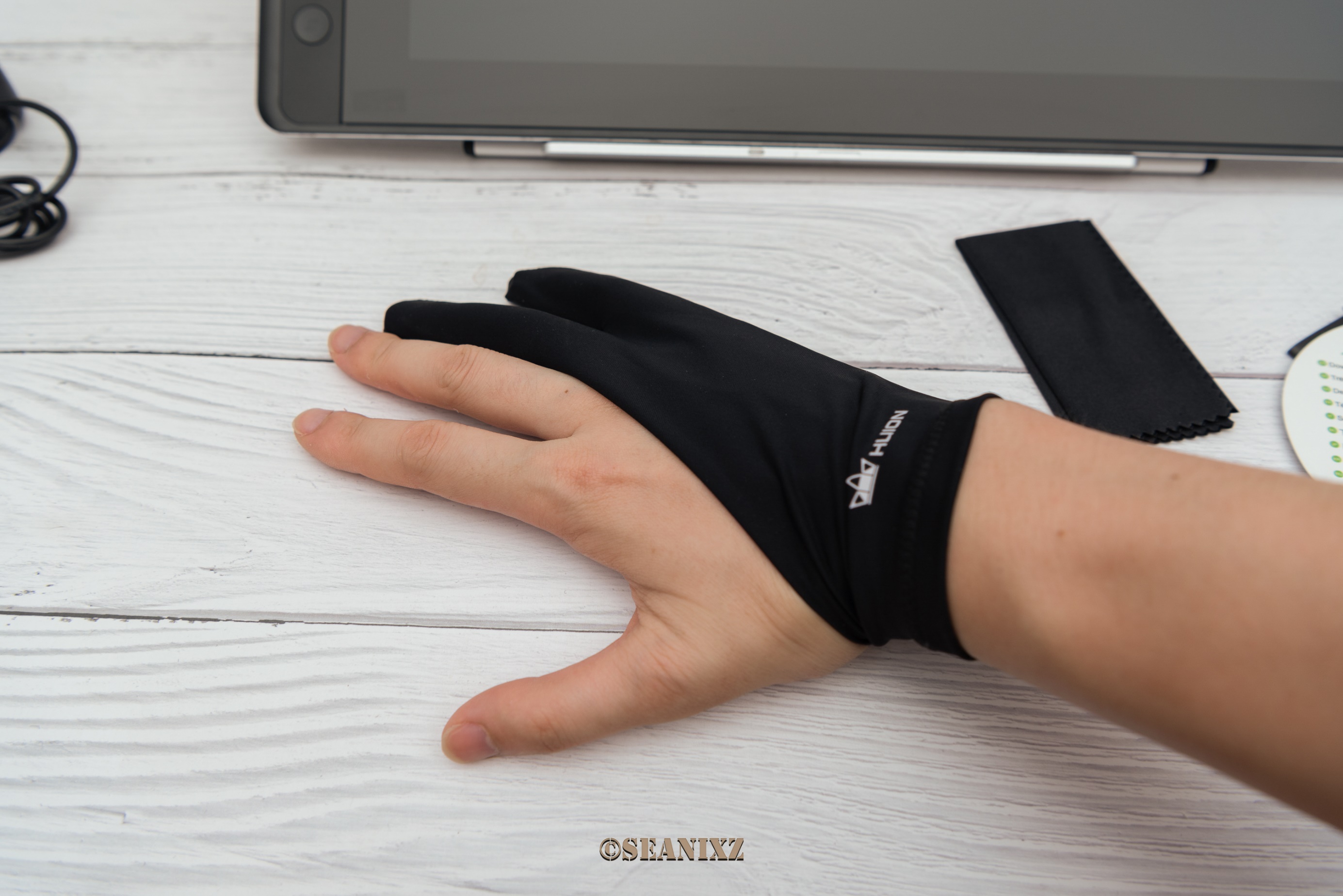 接近真实的纸笔绘画：绘王（HUION）KamvasPro16手绘屏使用体验