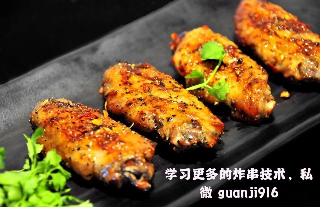 下班兼职摆摊卖炸串一天卖50块钱,农村大姐摆摊卖炸串月入数万