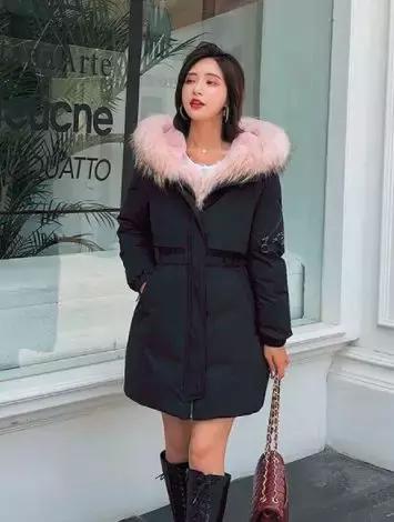 拒绝臃肿冬天最薄的保暖衣,好看又不显臃肿的羽绒服