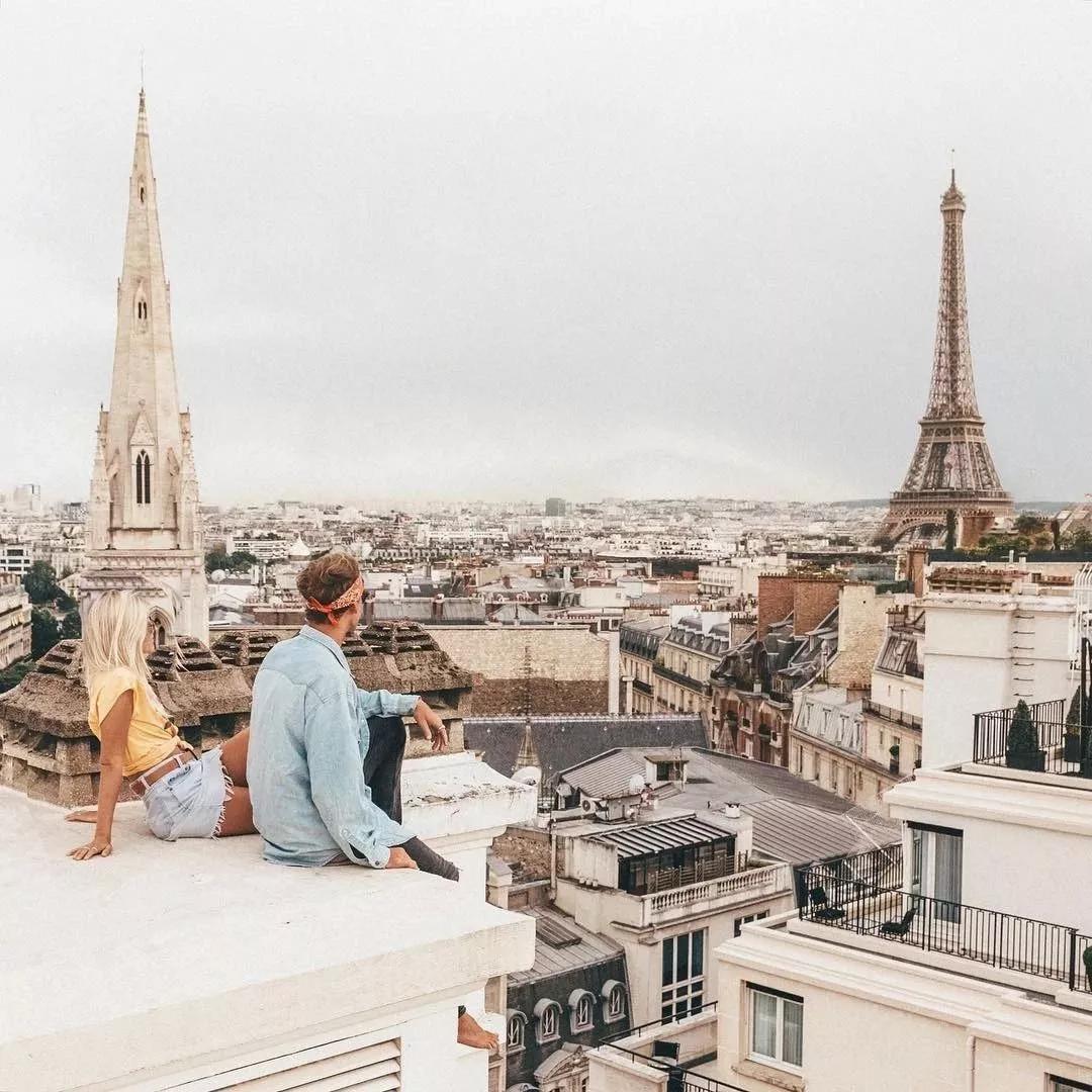 一个清洁工拍的照片一张卖6万,把美女娶回了家