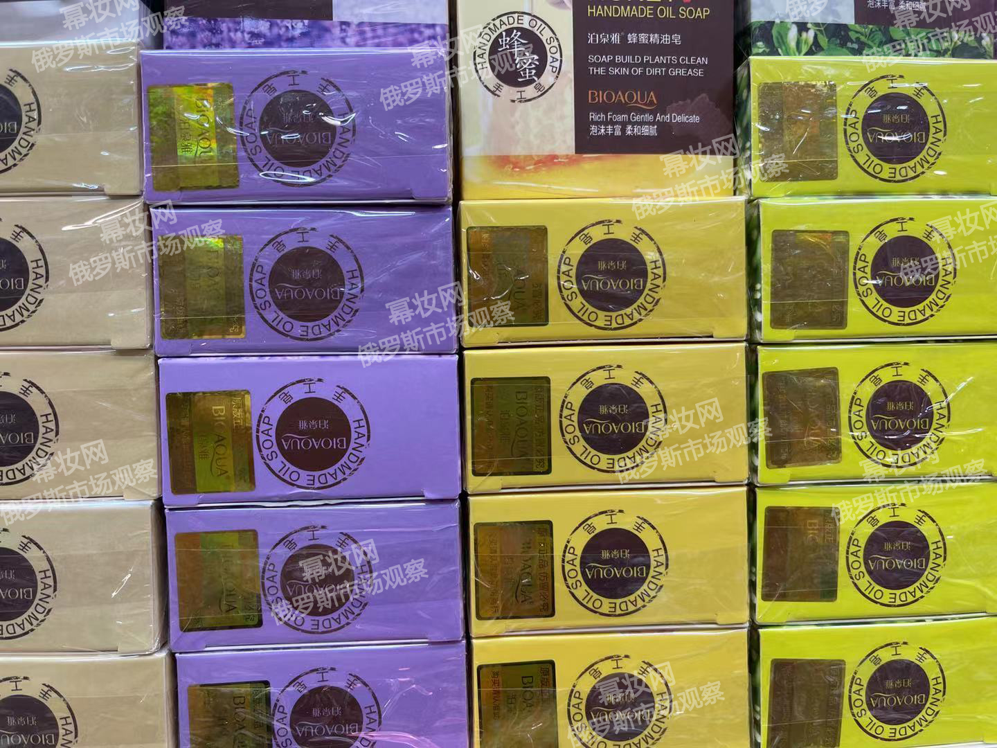 俄罗斯探店｜天！一盘顶十盘百色眼影，眼妆界的重磅嘉宾来了