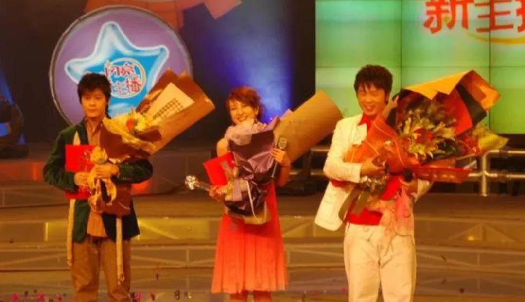 何炅退出快本出道26年,何炅离开快本后做什么