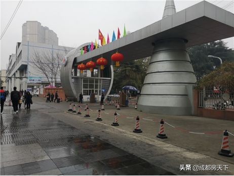 纪实行走在成都最大的城中村,行走成都纪录片