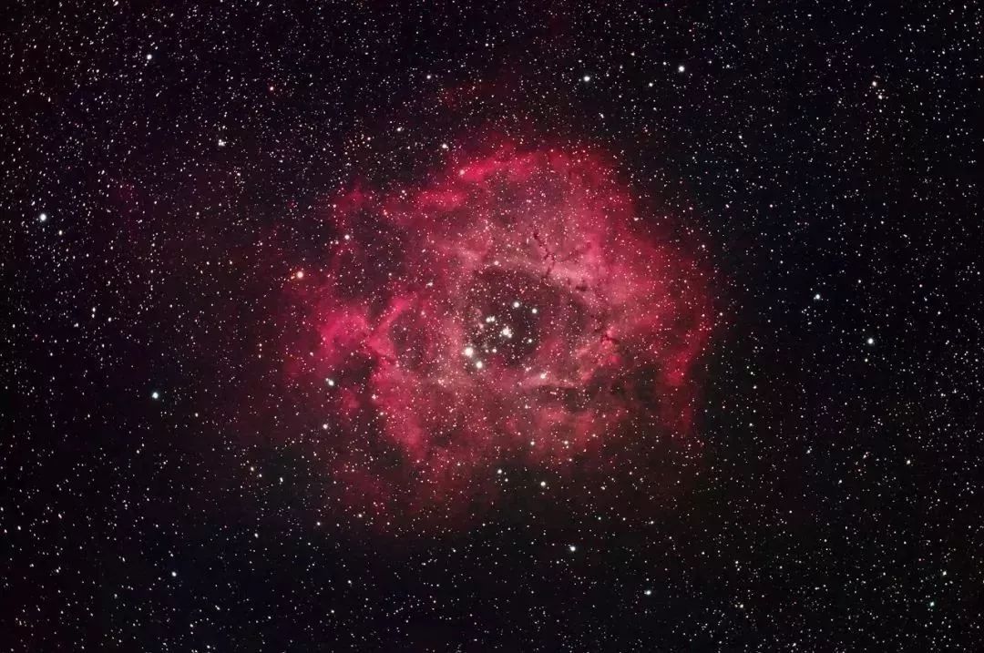 从近到远看宇宙的纪录片,描述宇宙的纪录片