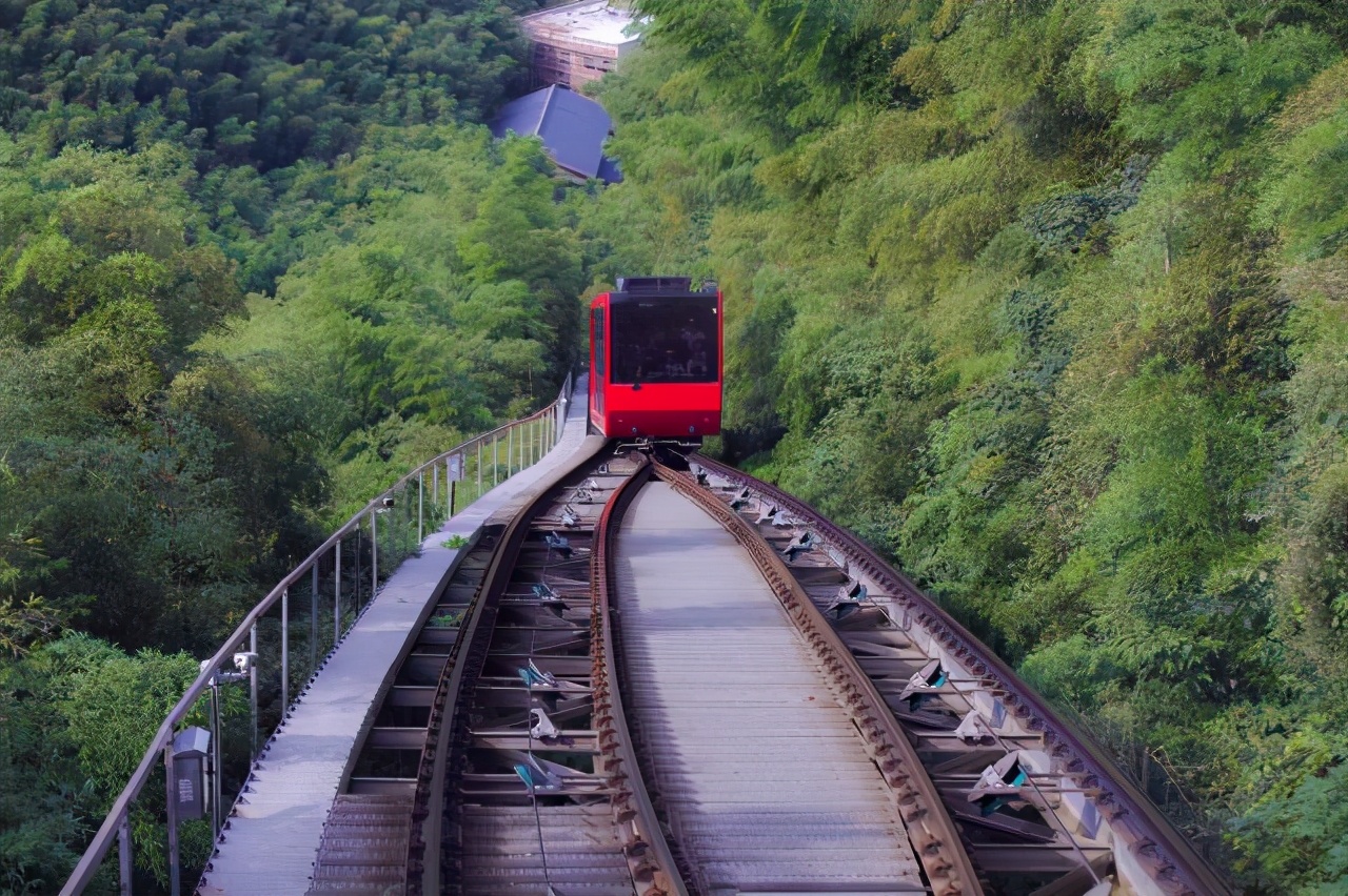 天目湖御水温泉户外泡池,峡谷深处的纯天然户外生态温泉