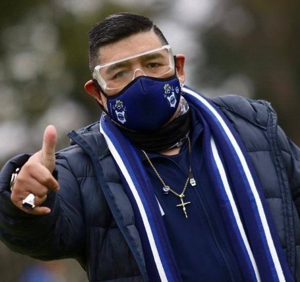 马拉多纳对梅西一开始的评价,马拉多纳为啥担心梅西在巴萨进球