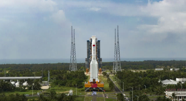 长五b火箭首飞成功,长五b首飞2018