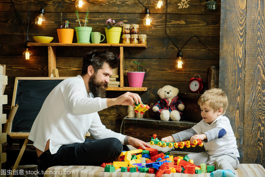 宝妈买益智玩具,宝妈给宝宝买玩具的心理
