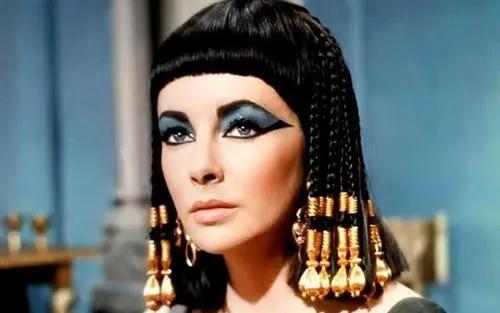 埃及艳后怀过凯撒的孩子,埃及艳后凭什么征服凯撒