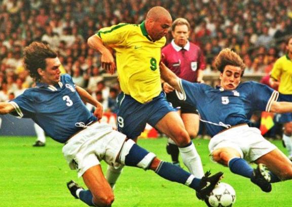 罗纳尔多c罗梅西对比,罗纳尔多c罗梅西