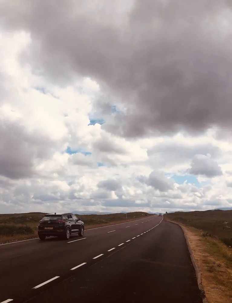 在英国开车自驾游,英国自驾游20000够吗