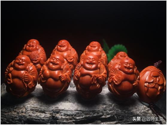 核雕虫子,核雕有虫洞