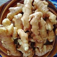 一罐酸菜，是四川的味道，是外婆的味道是我最爱吃的川菜