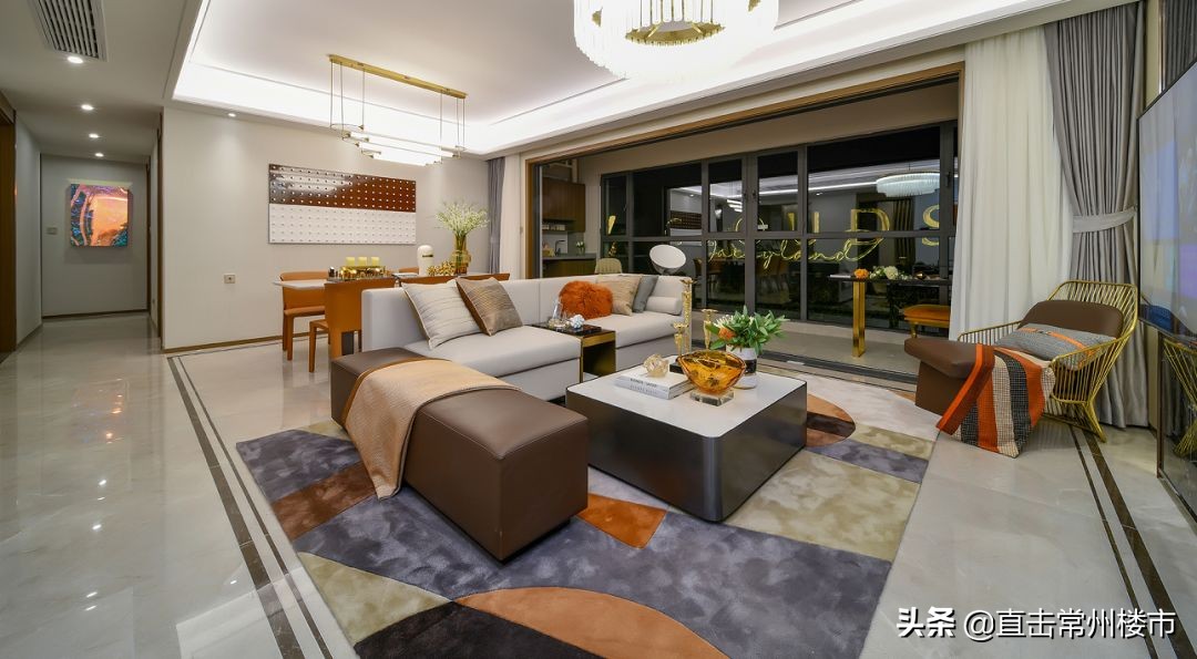 1天认筹超百组!常州这家网红盘火了,吸引大批买房人冒雨看房