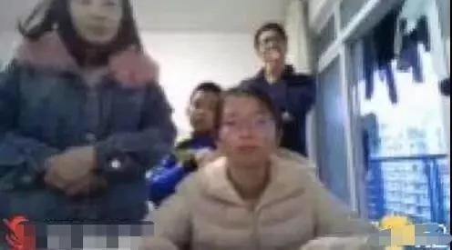 网课学生翻车现场视频,小学生网课翻车现场全集