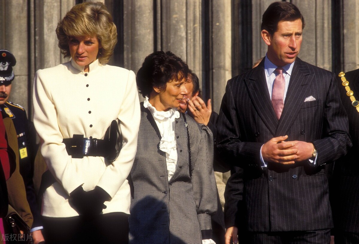 被丈夫嫌弃的女人,被丈夫嫌弃抛弃的女人