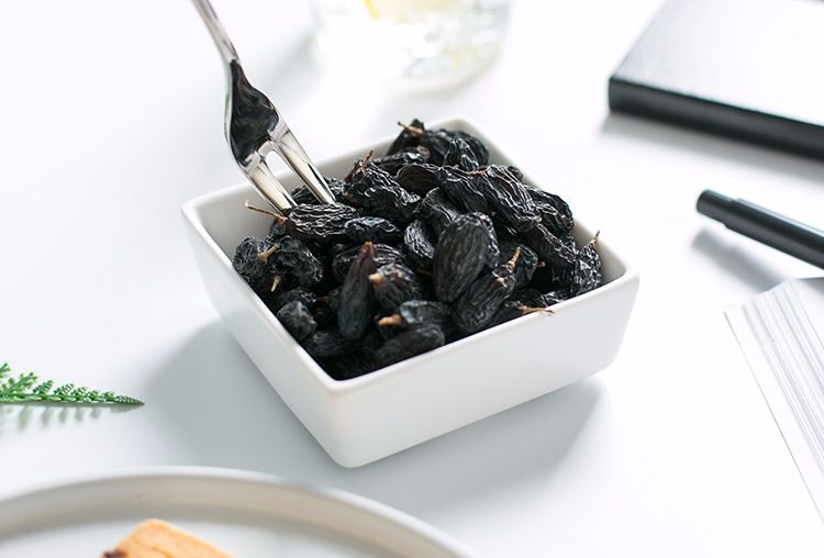 新疆特产疆妈五色葡萄干,新疆新鲜葡萄有几种