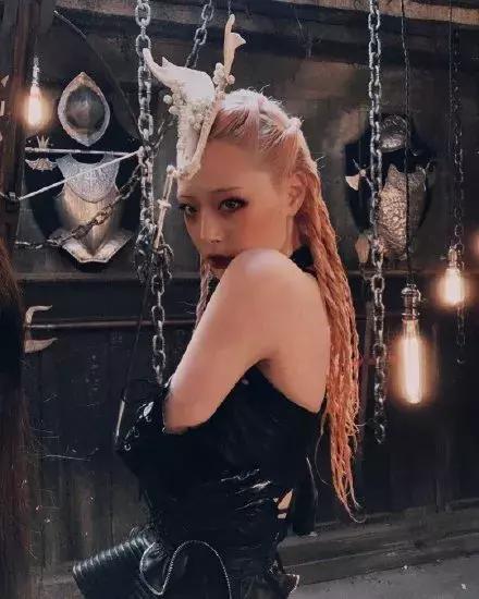 崔雪莉超短发,崔雪莉眉毛