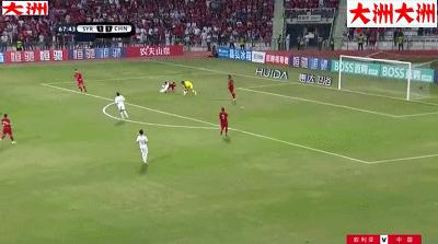 痛打“落水狗”，越南对中国足球“指指点点”，国足要争气了