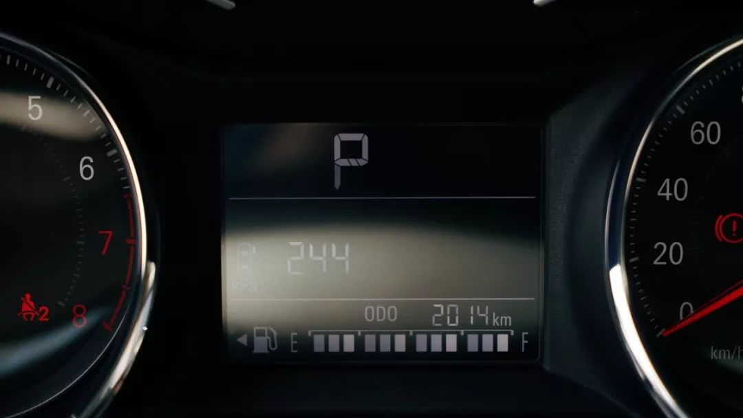 雪佛兰科沃兹试驾抖不抖,雪佛兰科沃兹手动挡试驾视频