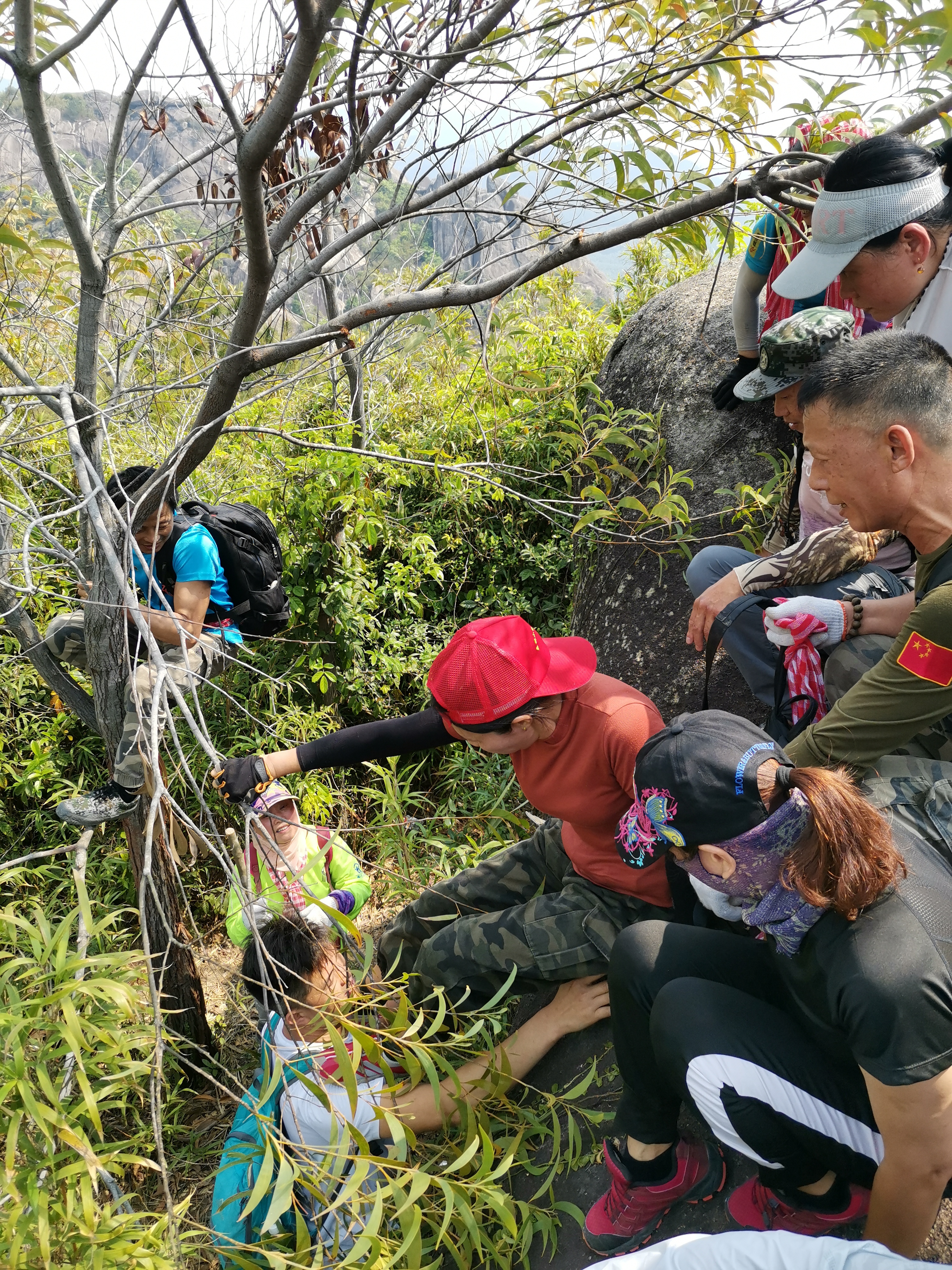 乌山三石连登快乐之旅星期六登山队
