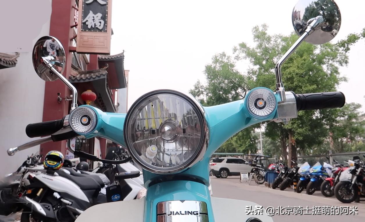 宗申幼兽新款110多少钱,新款复古幼兽弯梁110摩托车价格