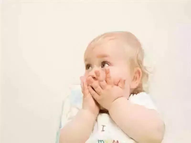 宝宝经常放屁有屎怎么回事,宝宝经常放屁什么原因怎么解决