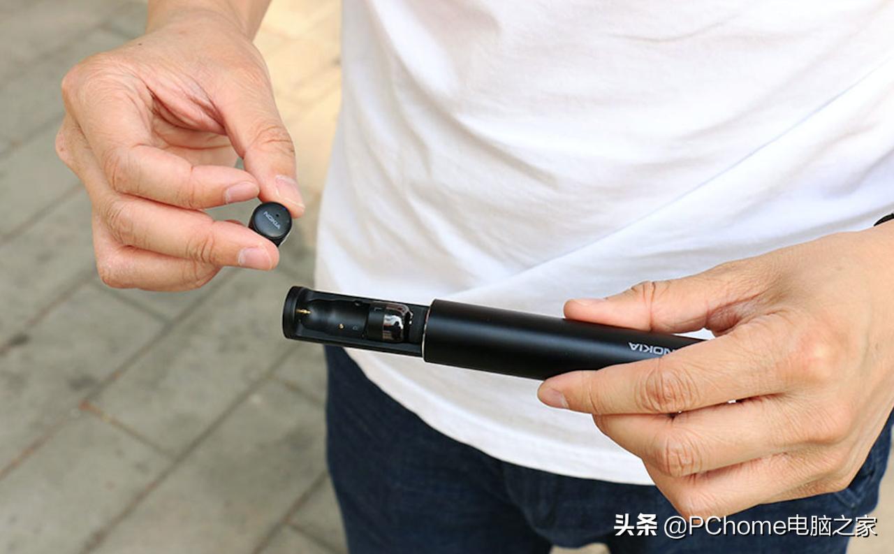 NokiaBH-705耳机开箱：口红设计精致简约