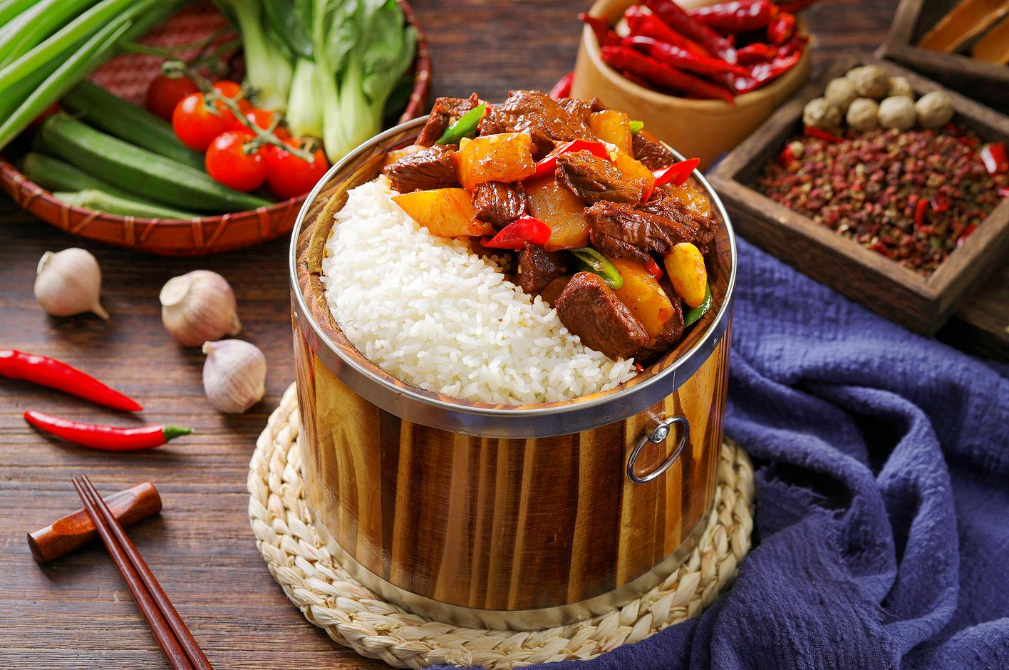 真湘木桶饭加盟,长沙小湘屯木桶饭加盟